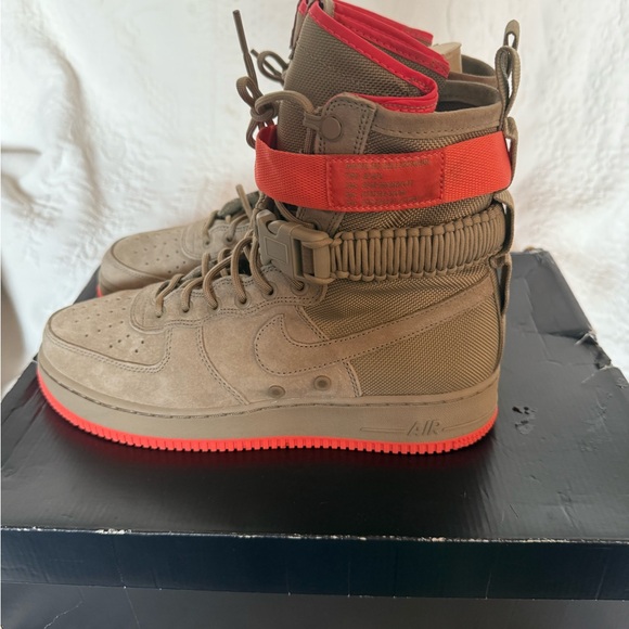 Nike UNISEX 🇺🇸SF AF1 High-Top Sneakers - Picture 3 of 14